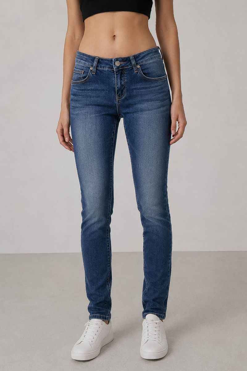 Джинси жіночі однотонні Slim fit, колір синій, 244RA601