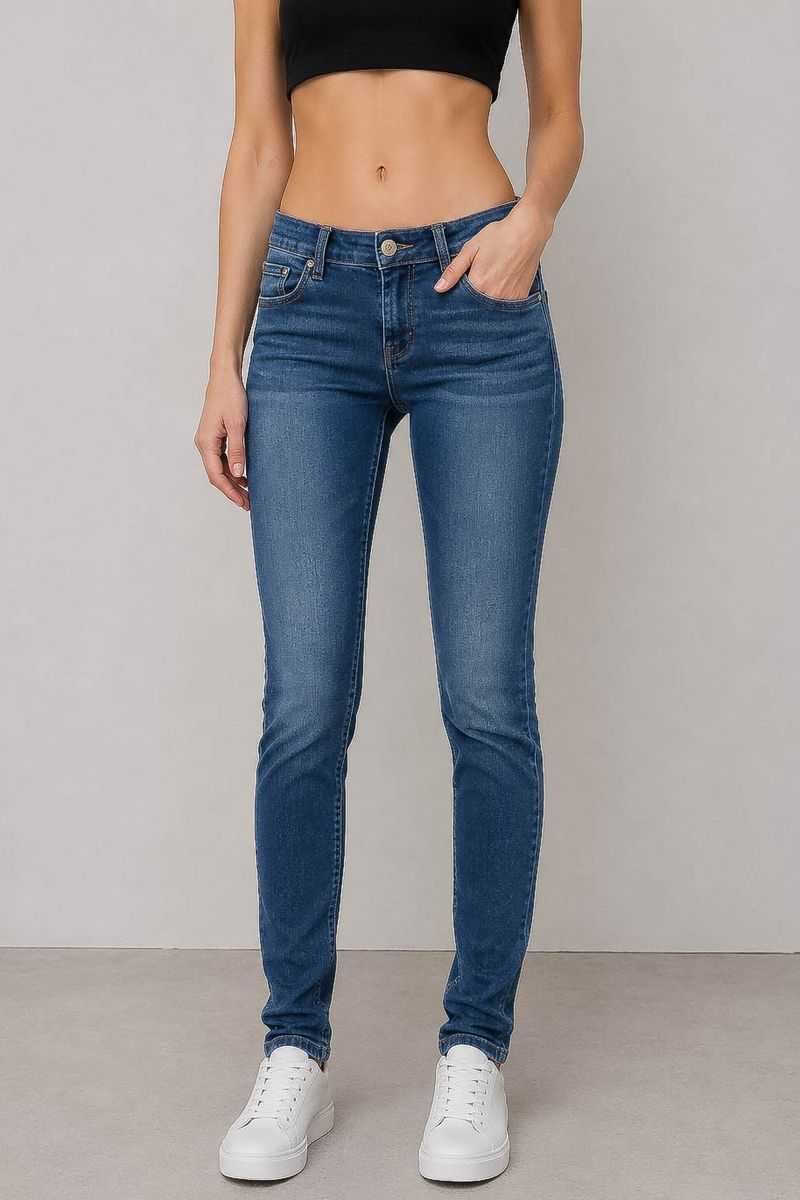 Джинси жіночі однотонні Slim fit, колір синій, 244RA601