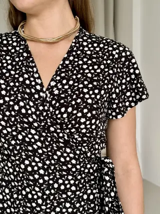 Wrap Dress with Floral Print in Rayon Black Merlini Vicenza