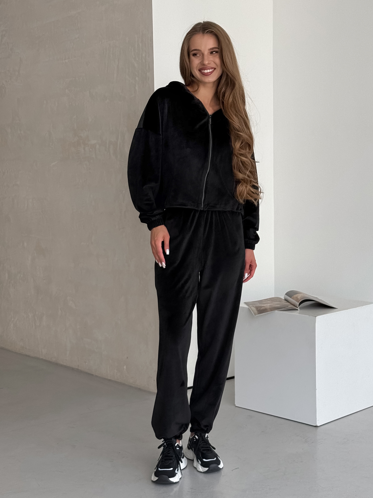 Velvet Transformer Suit 4 in 1 Black Merlini Velurra