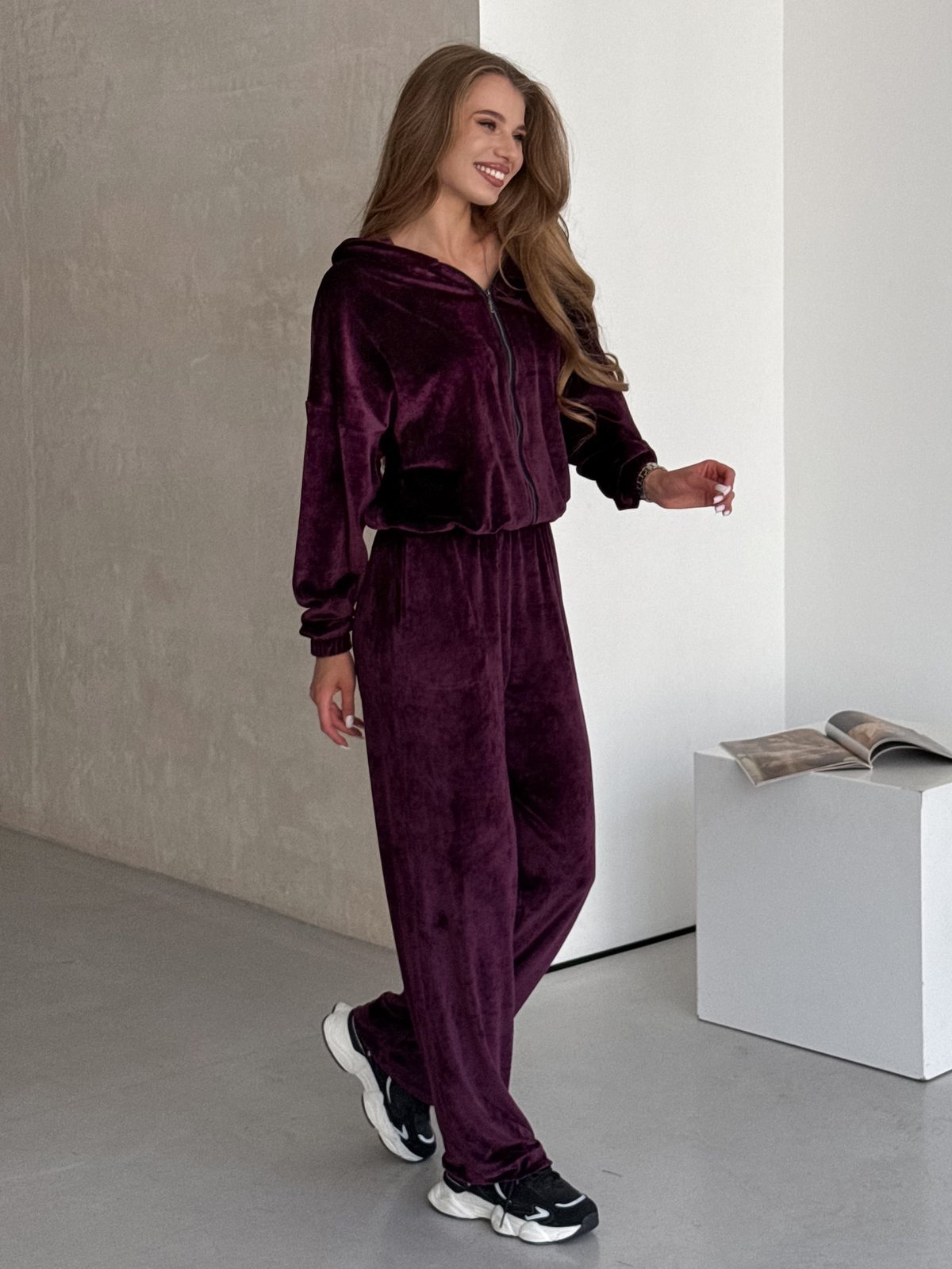 Velvet Transformer Suit 4 in 1 Burgundy Merlini Velurra