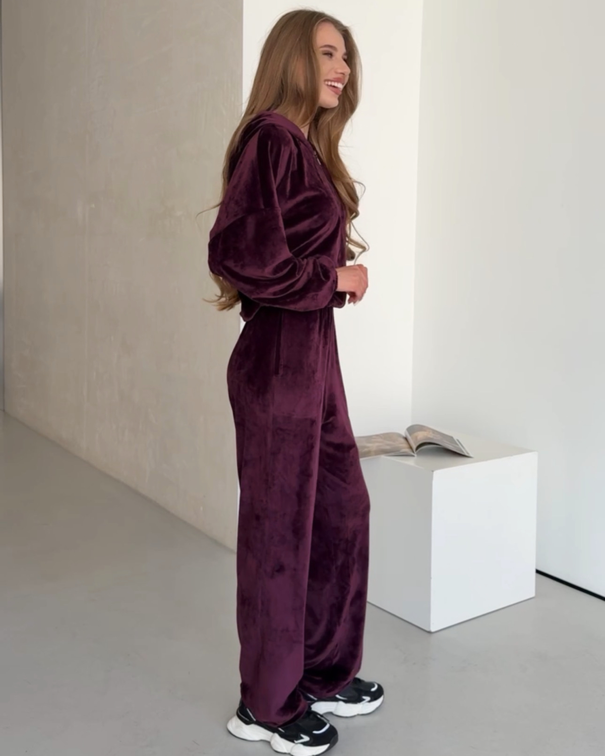 Velvet Transformer Suit 4 in 1 Burgundy Merlini Velurra
