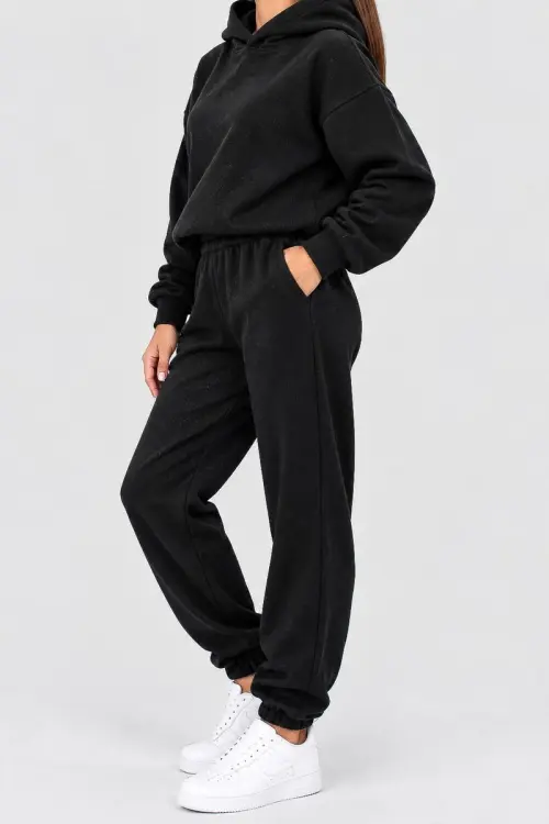 Women's knit suit, black color, 244R9137