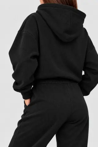 Women's knit suit, black color, 244R9137