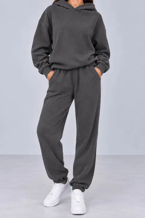 Women's knit suit, gray color, 244R9137