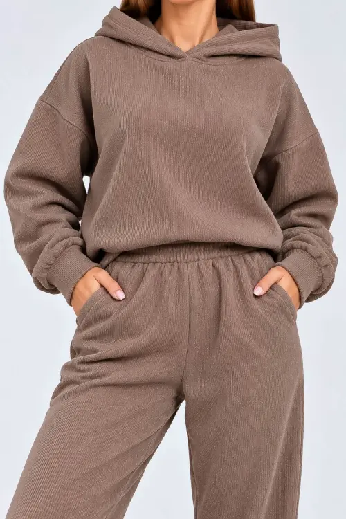 Women's knit suit, brown color, 244R9137