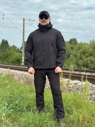 Костюм чорний софтшел ESDY