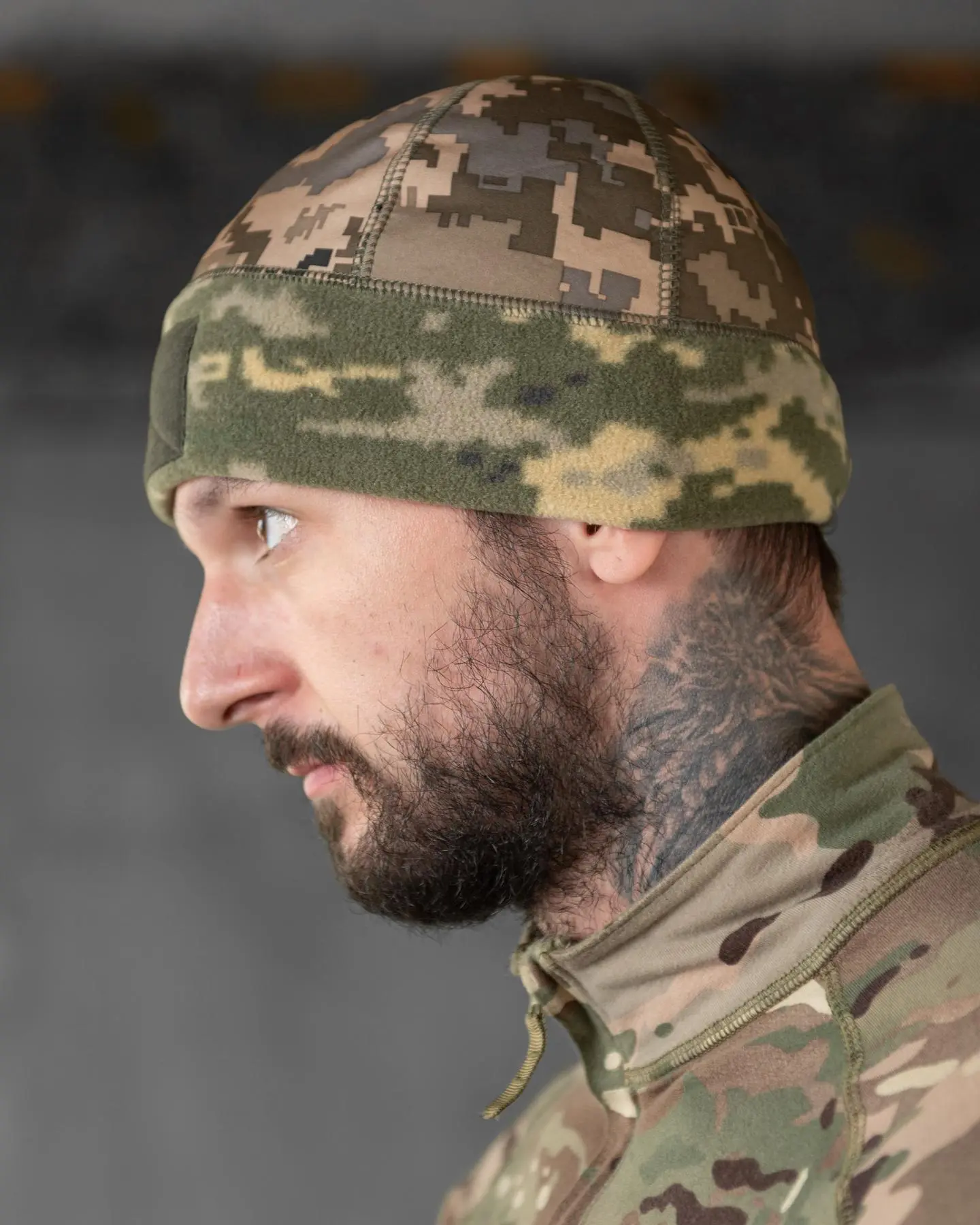 Шапка флісова піксель з вставкою Soft-Shell та липукою під шеврон