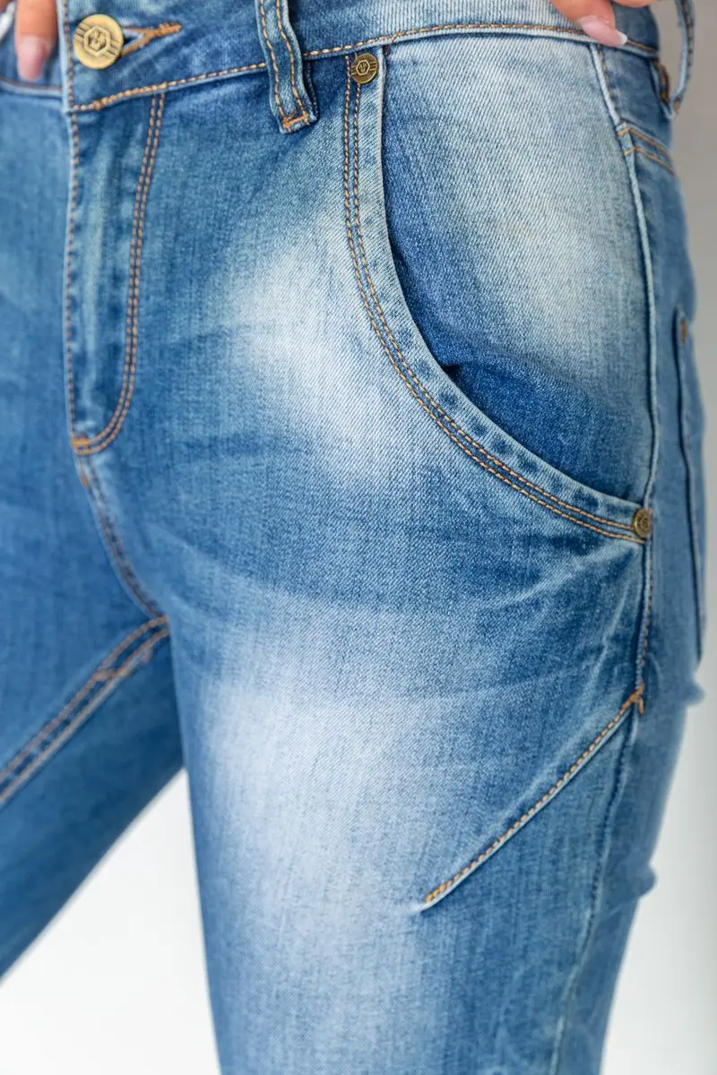 Джинси жіночі з потертостями, колір синій, 244RS07