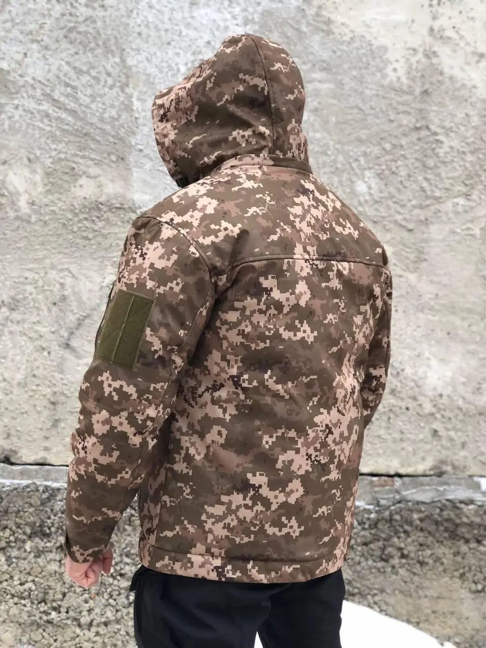 Тактична зимова куртка з капюшоном Soft Shell піксель