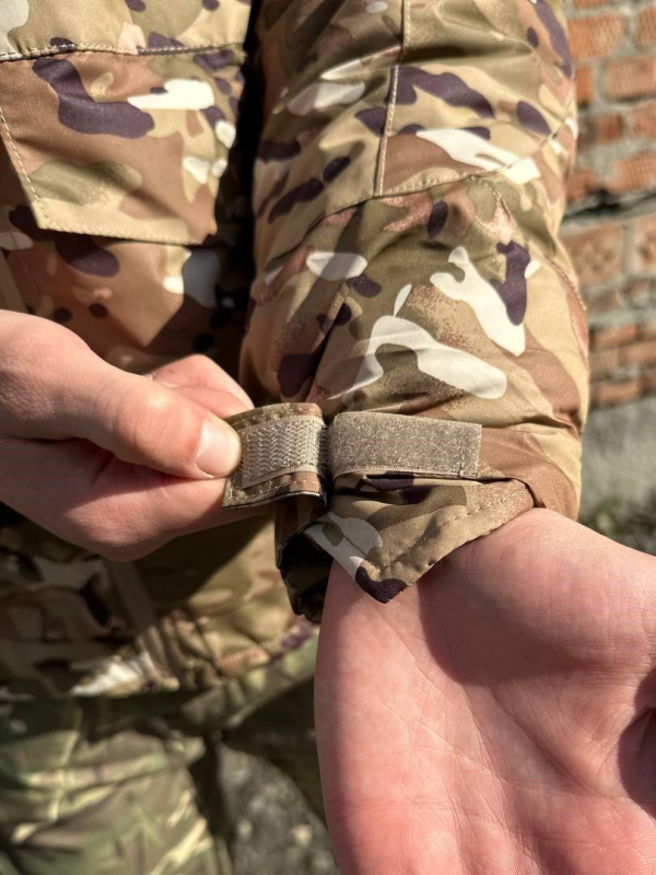 Куртка мультикам з капюшоном Gore-Tex