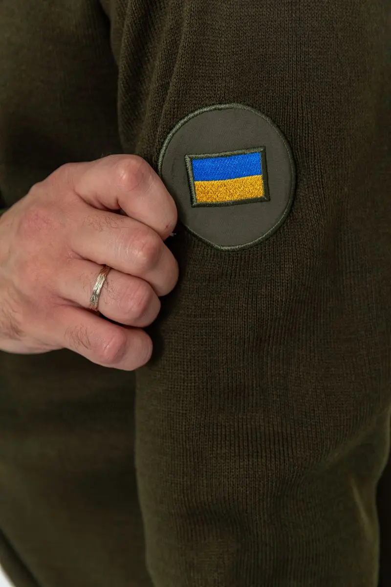 Гольф чоловічий з вишивкою тризуб, колір хакі, 161R07