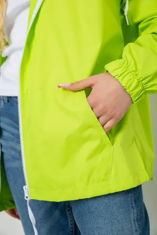 Вітровка жіноча з капюшоном, колір салатовий, 238R102-1
