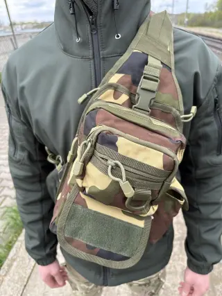 Tactical shoulder bag 5L woodland