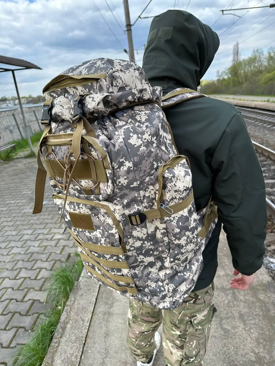 Рюкзак тактичний піксель 80Л