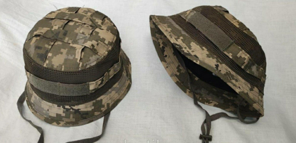 Панама з малими полями та вставками сітка Піксель