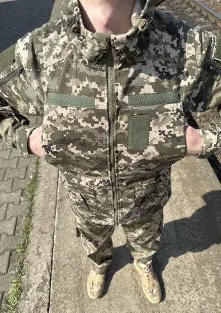 Куртка піксель з капюшоном ріпстоп демісезон