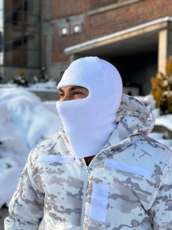 Балаклава в’язана біла