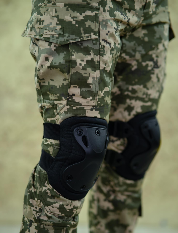 наколінники чорні