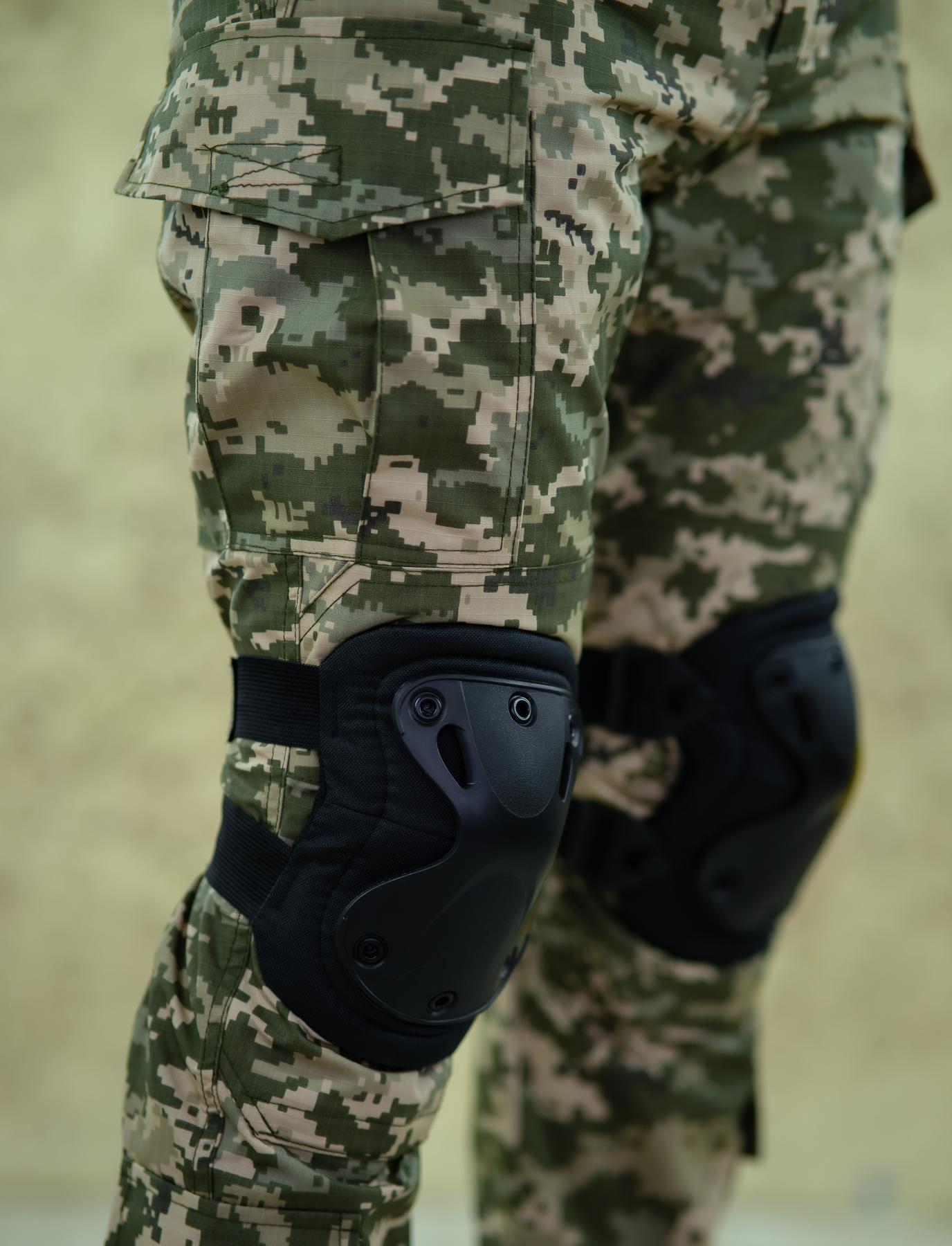 наколінники чорні