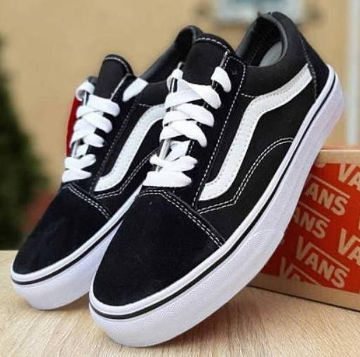 Кеди Vans.