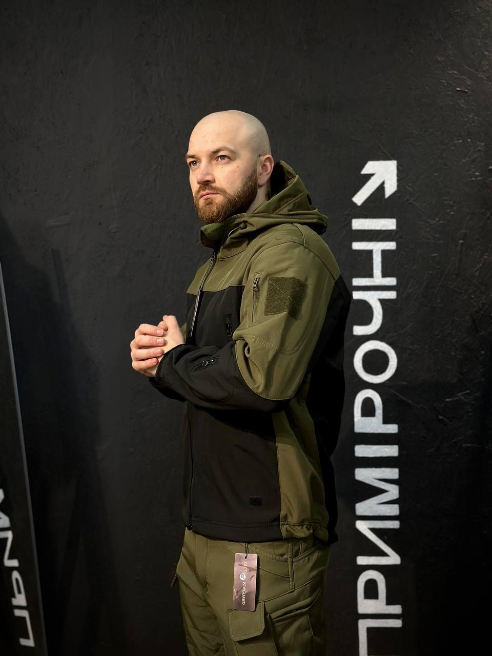 Костюм Олива з чорним Soft Shell софтшел на флісі