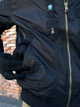 Бомбер льотний чорний AIR Forces Black
